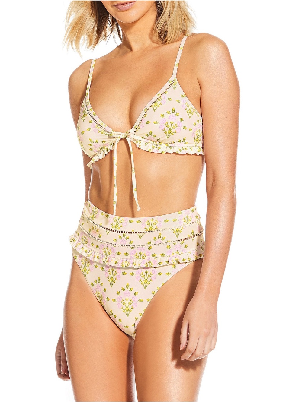 A Loves A Bikini